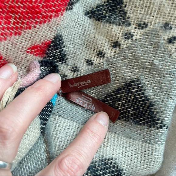 Tribal shawl scarf - Picture 3 of 4